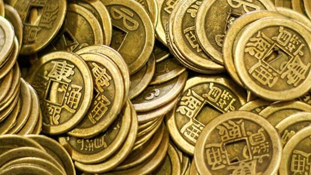 Chińskie amulety monetowe na szczęście