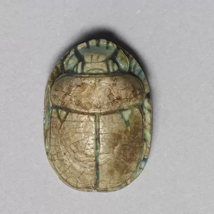 amulet powodzenia - skarabeusz